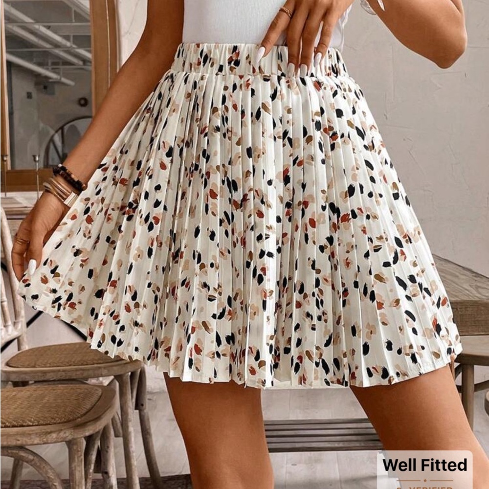 SHEIN Multi-Color Pleated Mini Skirt